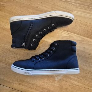 UGG Gradie Black High-Top Sneakers Size 7